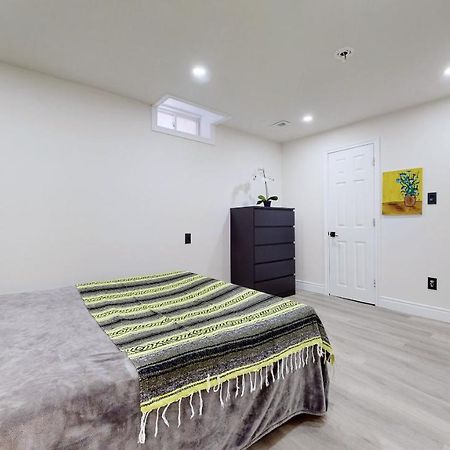 Stunning 2Br Lower Level Unit Вон Екстер'єр фото