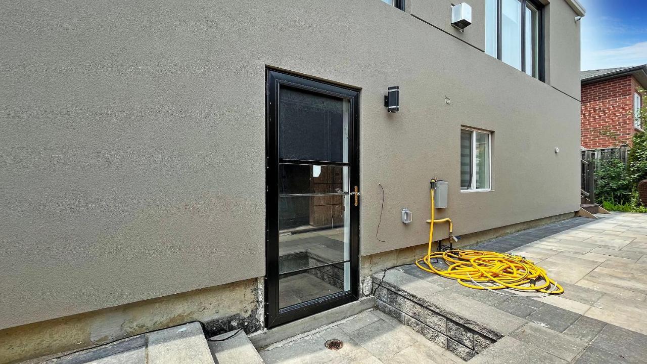 Stunning 2Br Lower Level Unit Вон Екстер'єр фото