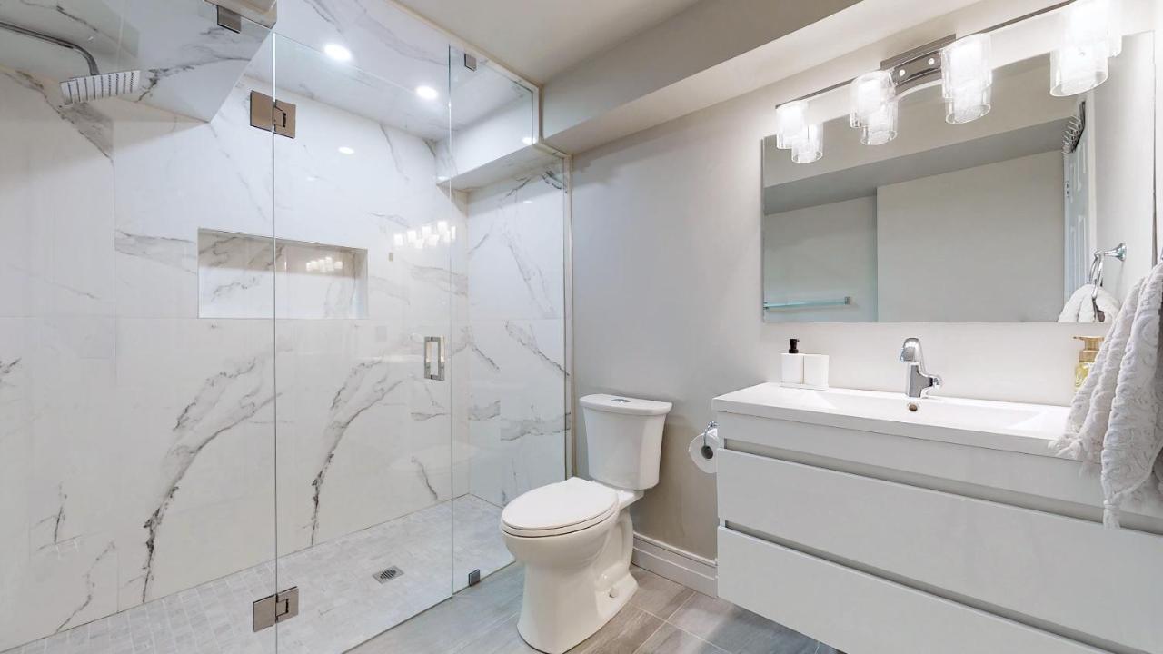 Stunning 2Br Lower Level Unit Вон Екстер'єр фото